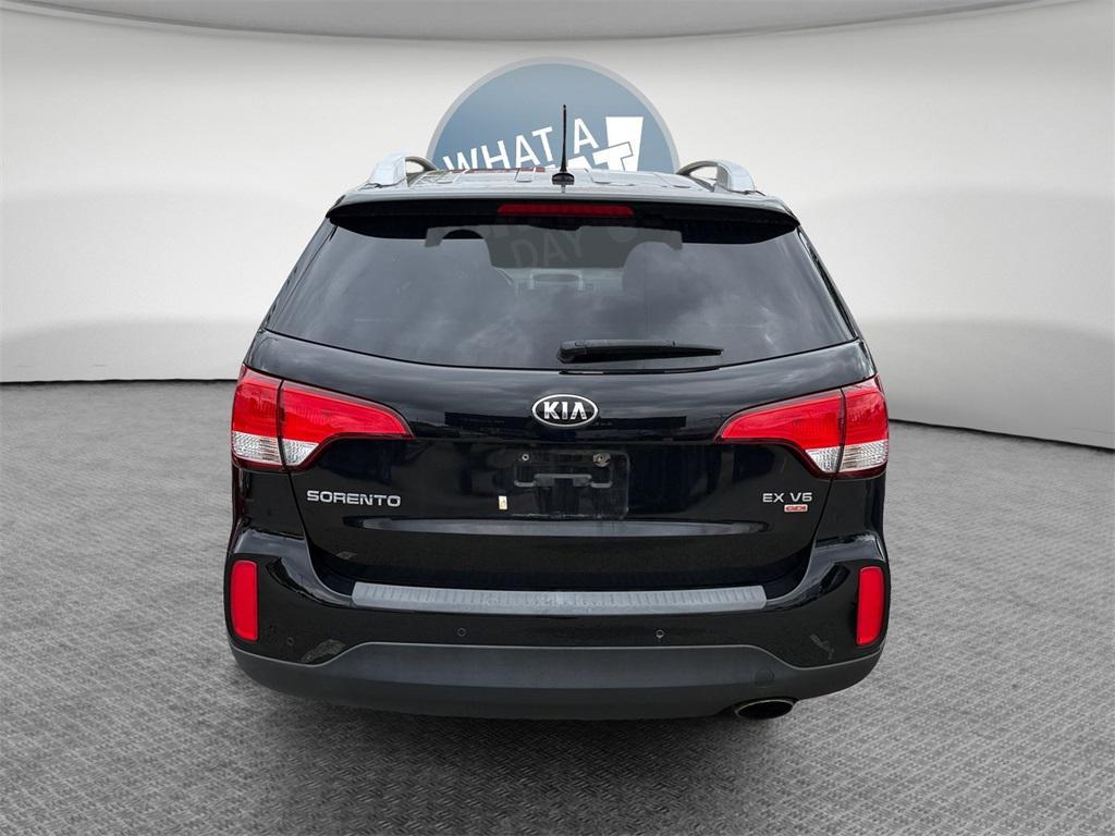 used 2014 Kia Sorento car, priced at $9,808