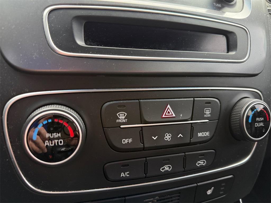 used 2014 Kia Sorento car, priced at $9,808