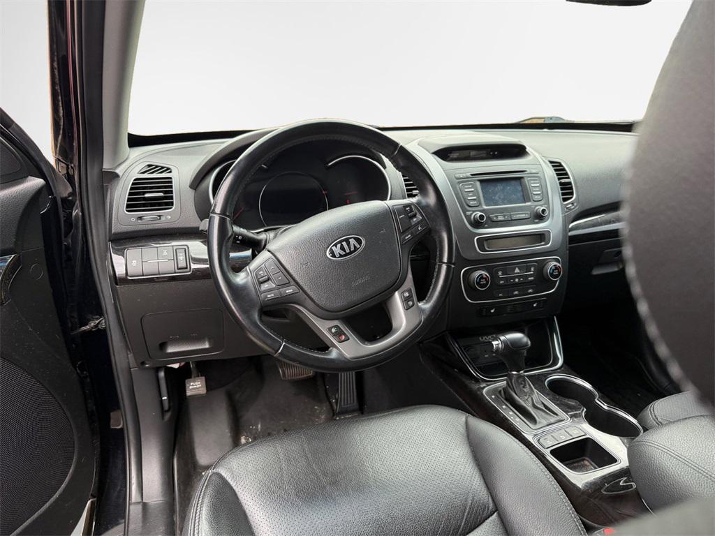 used 2014 Kia Sorento car, priced at $9,808