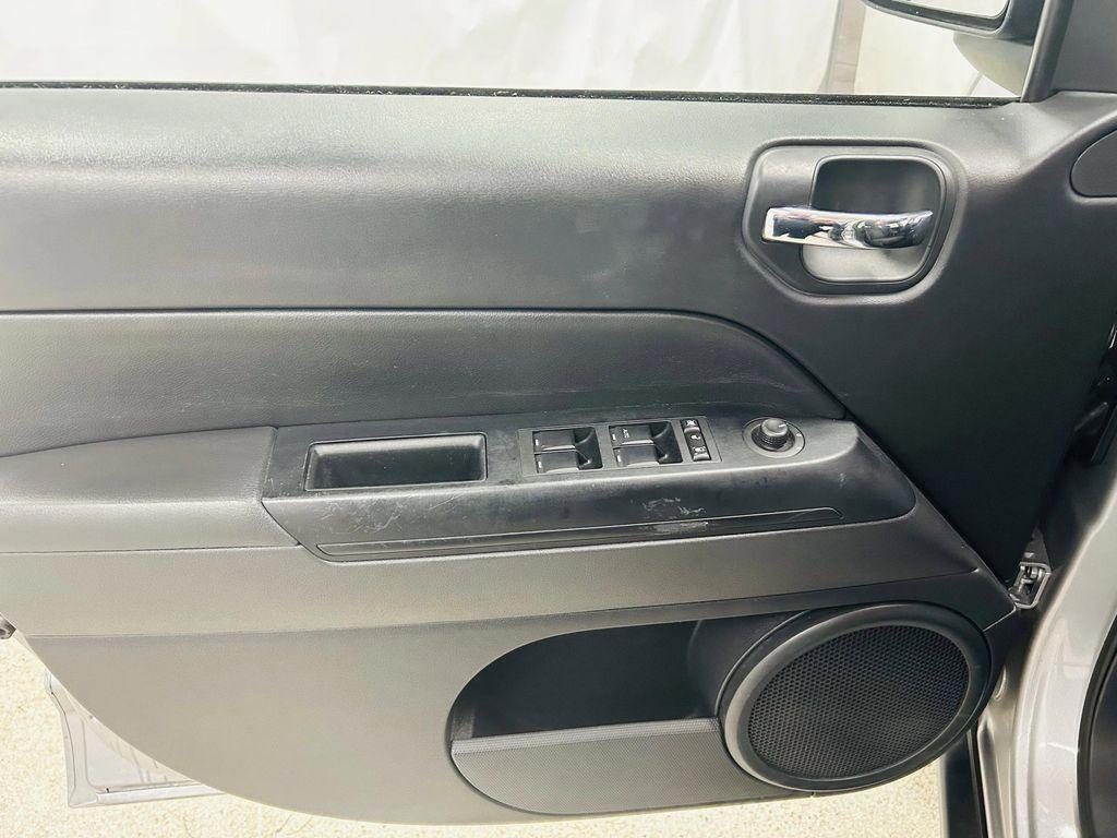 used 2016 Jeep Compass car, priced at $5,664