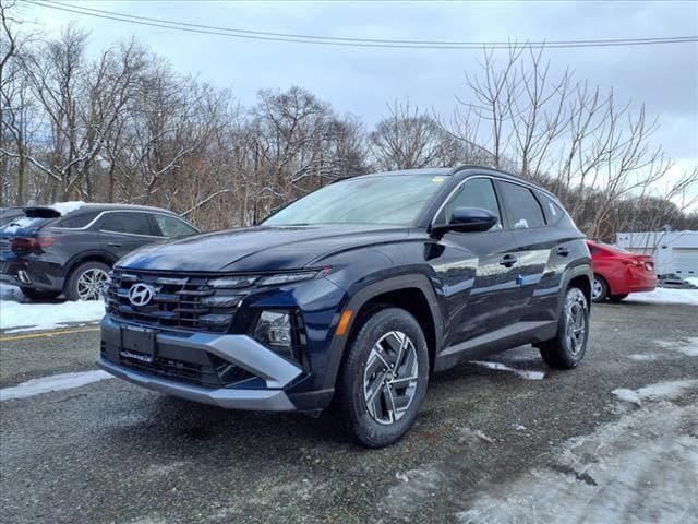 new 2025 Hyundai Tucson Hybrid car, priced at $34,225