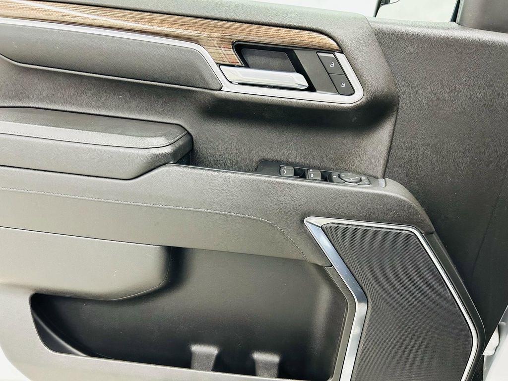 used 2022 Chevrolet Silverado 1500 car, priced at $33,982