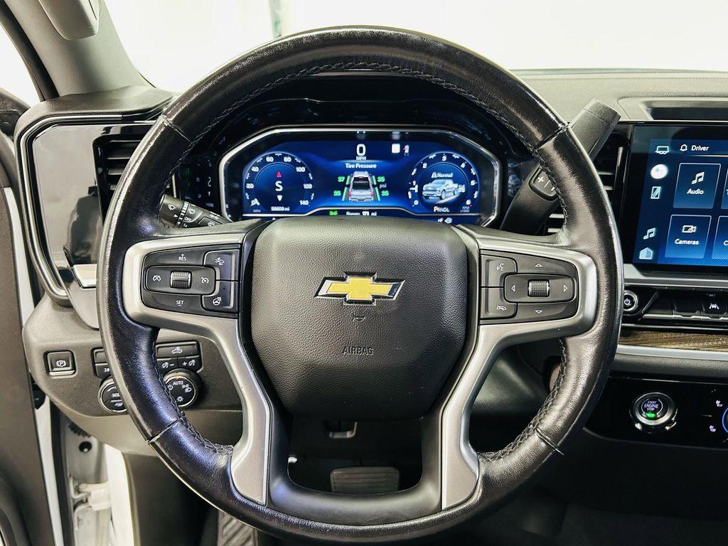 used 2022 Chevrolet Silverado 1500 car, priced at $33,982