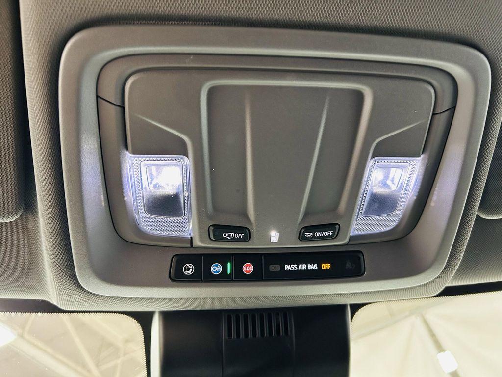 used 2022 Chevrolet Silverado 1500 car, priced at $33,982