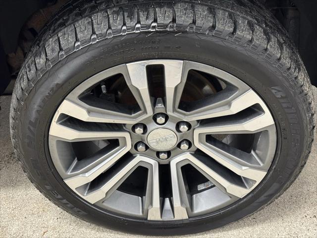used 2018 GMC Yukon car, priced at $31,882