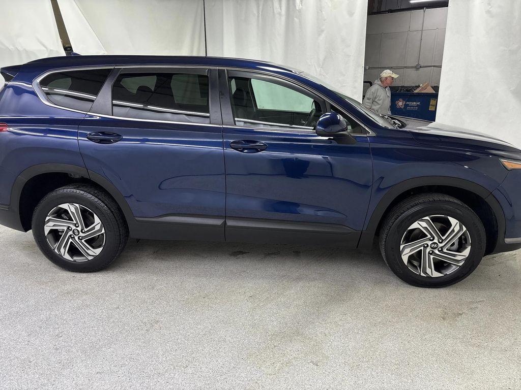used 2022 Hyundai Santa Fe car, priced at $23,000