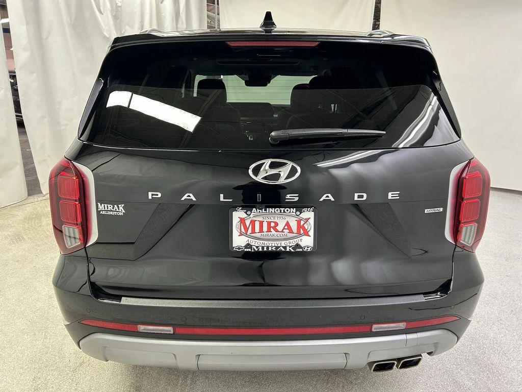 used 2023 Hyundai Palisade car, priced at $38,000