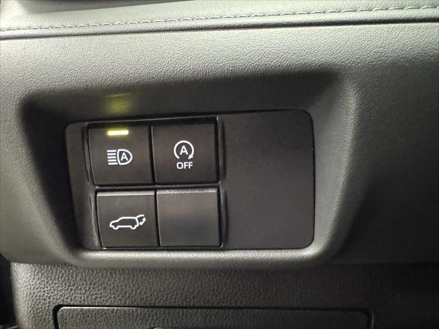 used 2024 Toyota Highlander car, priced at $40,491