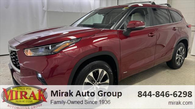 used 2023 Toyota Highlander Hybrid car, priced at $39,764