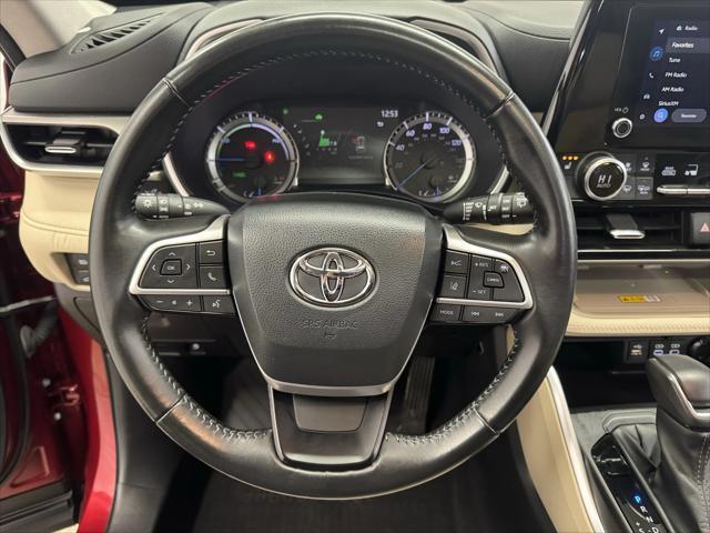 used 2023 Toyota Highlander Hybrid car, priced at $38,955