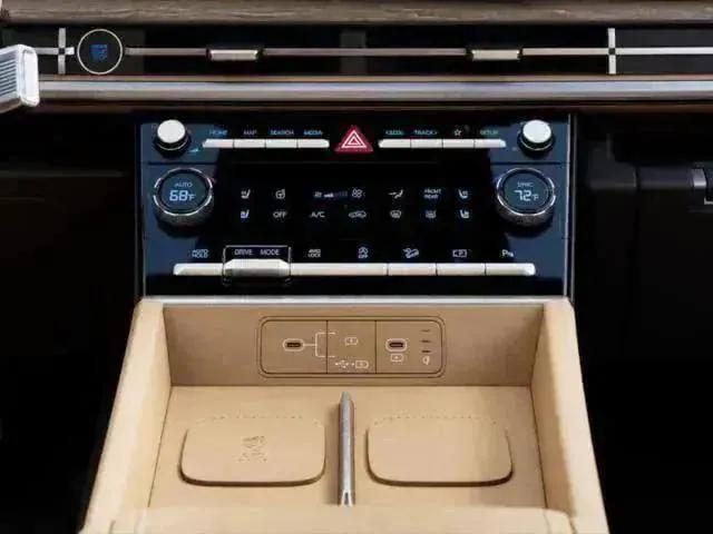 new 2025 Hyundai Santa Fe car, priced at $45,075