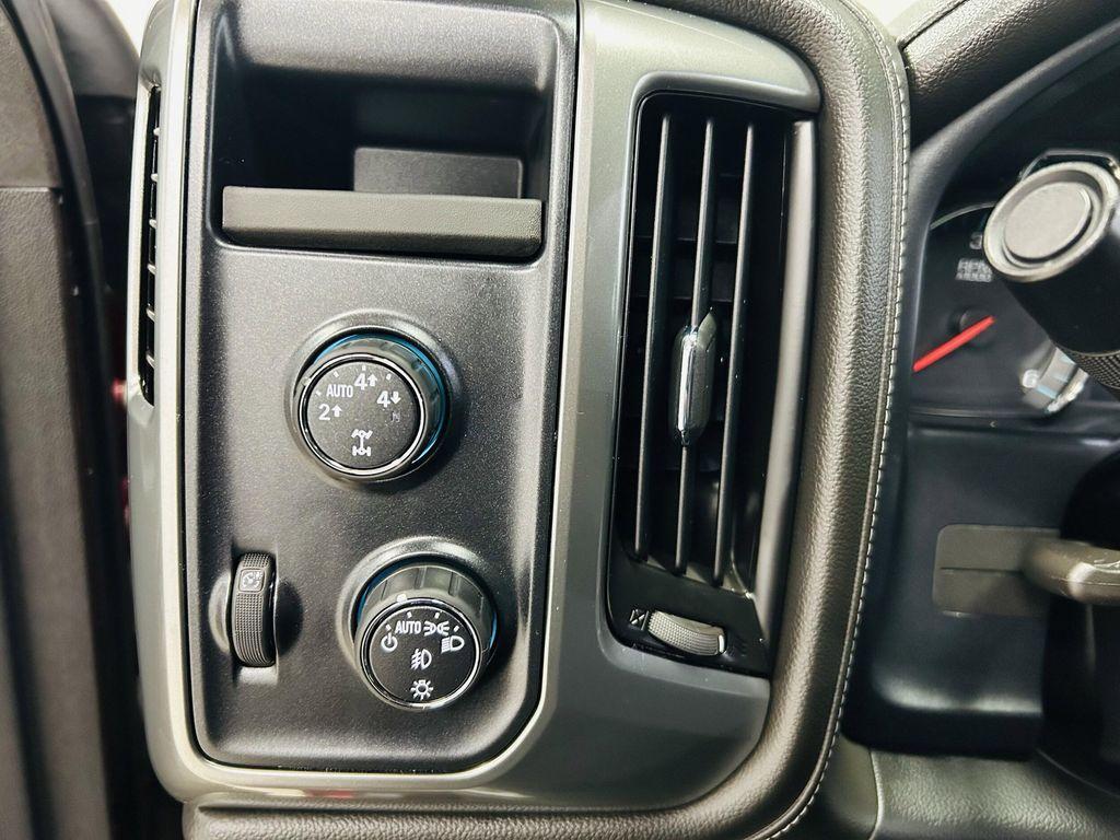 used 2015 Chevrolet Silverado 1500 car, priced at $20,899