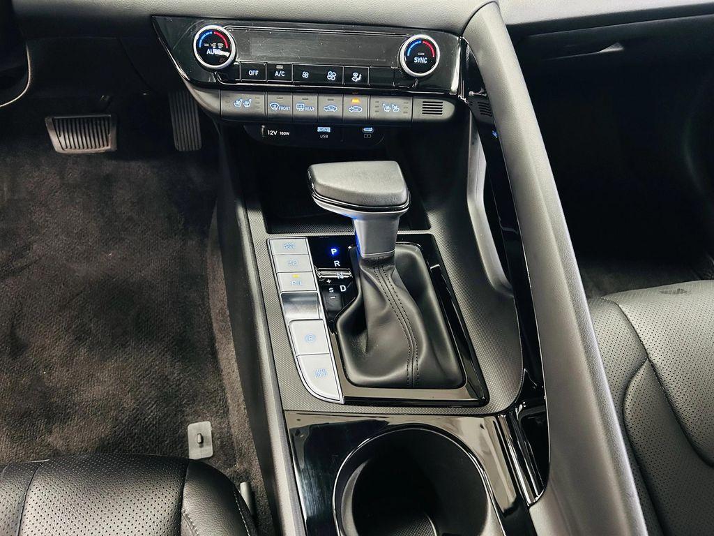 used 2024 Hyundai ELANTRA HEV car, priced at $24,991