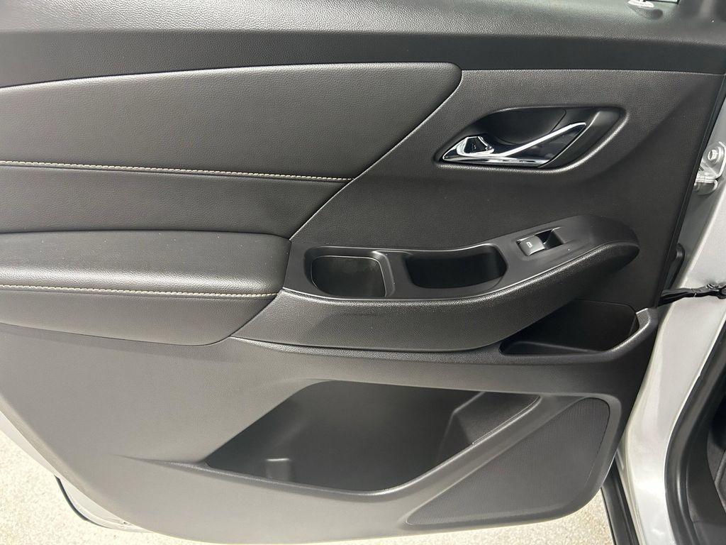 used 2019 Chevrolet Traverse car, priced at $22,591