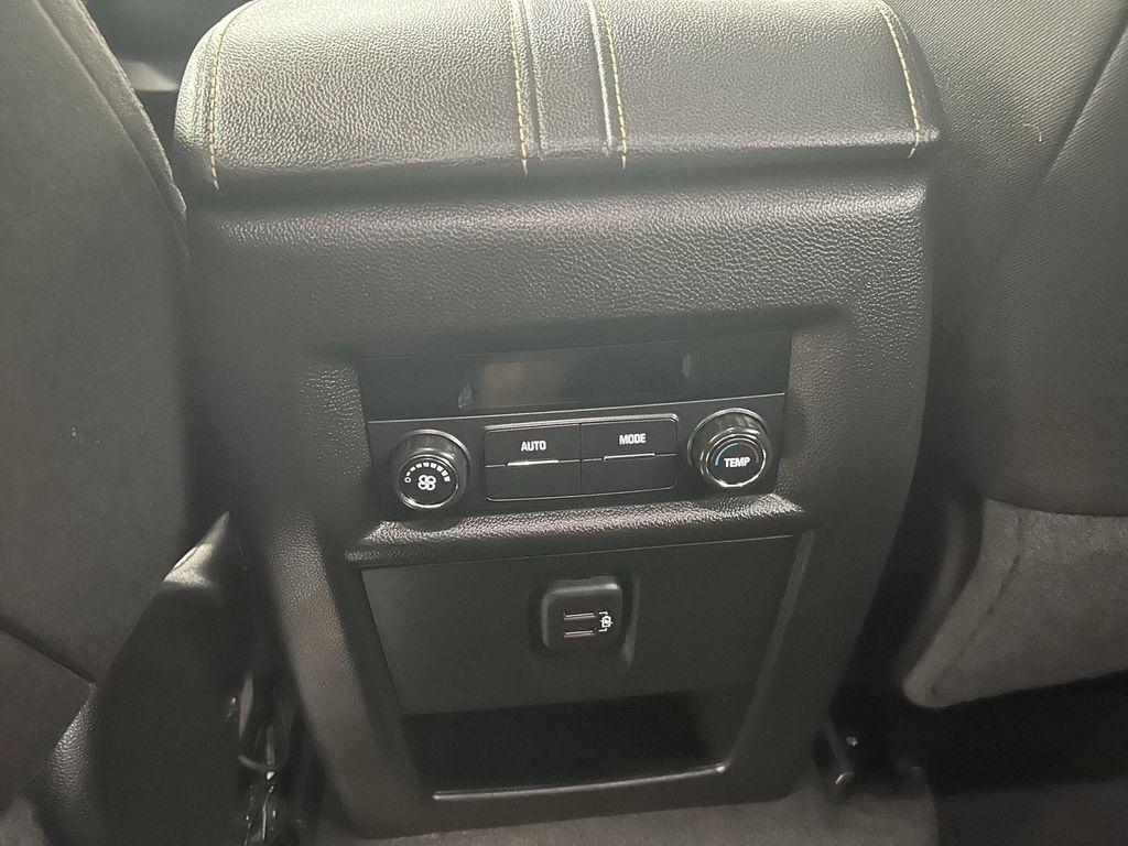 used 2019 Chevrolet Traverse car, priced at $22,591