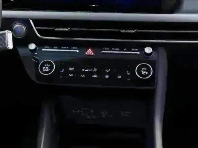 new 2025 Hyundai Sonata Hybrid car, priced at $31,541