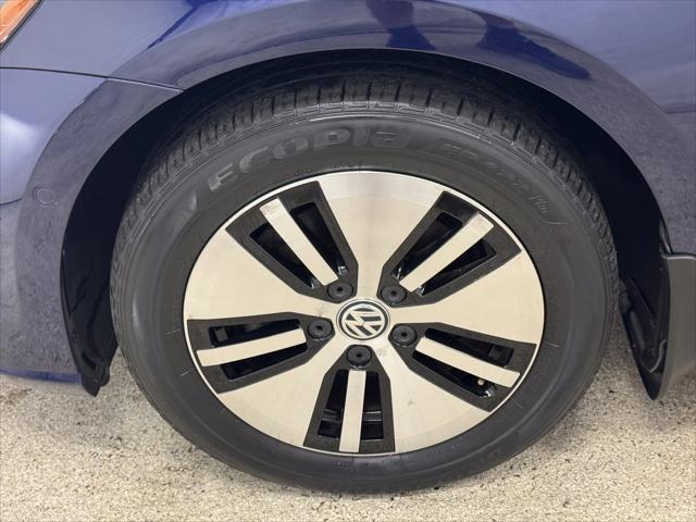 used 2018 Volkswagen e-Golf car, priced at $11,500