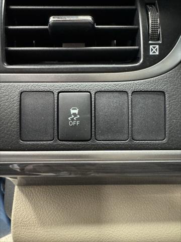 used 2013 Toyota Camry Hybrid car, priced at $11,991
