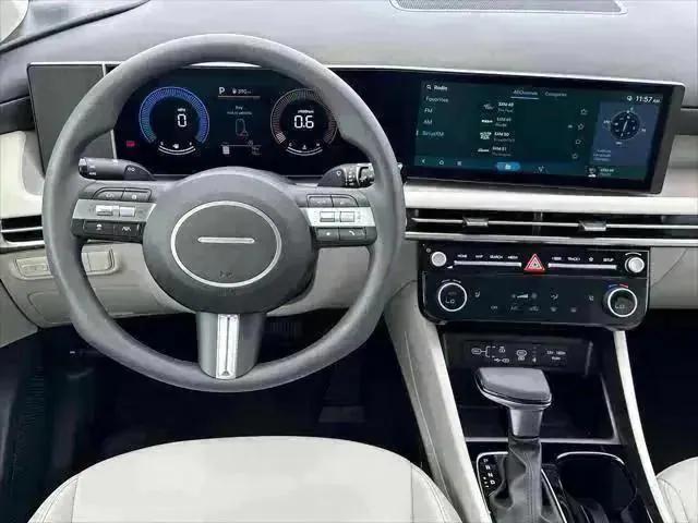 new 2025 Hyundai Tucson car, priced at $31,925