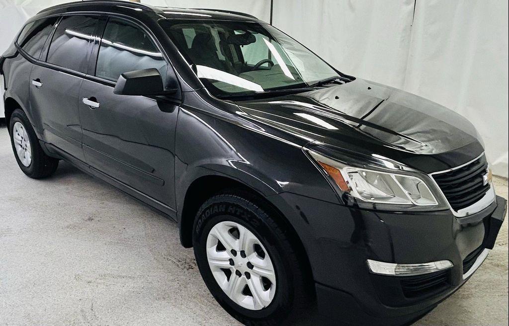 used 2017 Chevrolet Traverse car, priced at $7,852