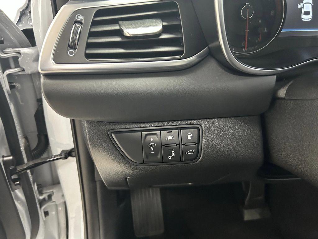 used 2021 Genesis G70 car, priced at $24,991