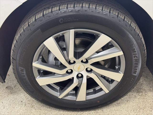 used 2022 Chevrolet Equinox car, priced at $23,791