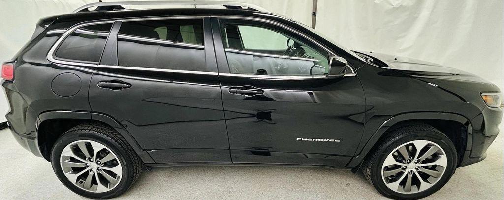 used 2019 Jeep Cherokee car, priced at $14,682