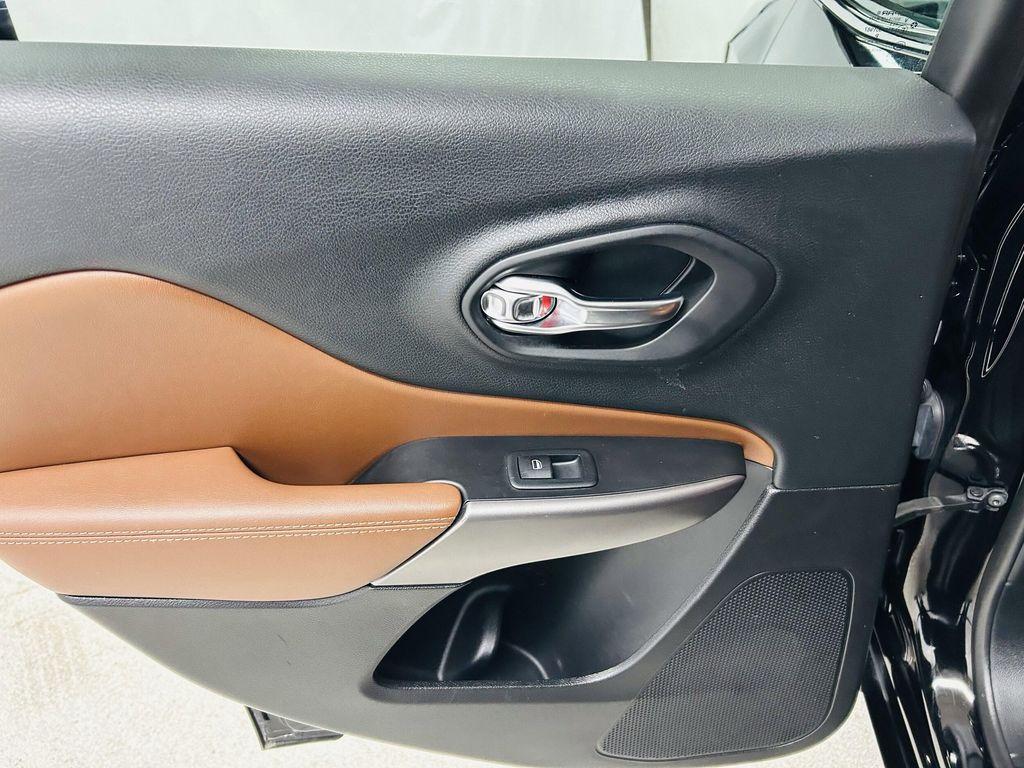 used 2019 Jeep Cherokee car, priced at $14,682