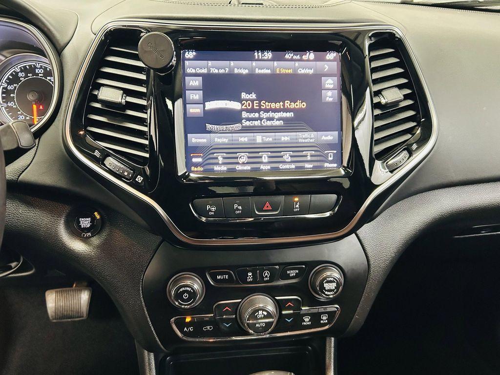 used 2019 Jeep Cherokee car, priced at $14,682