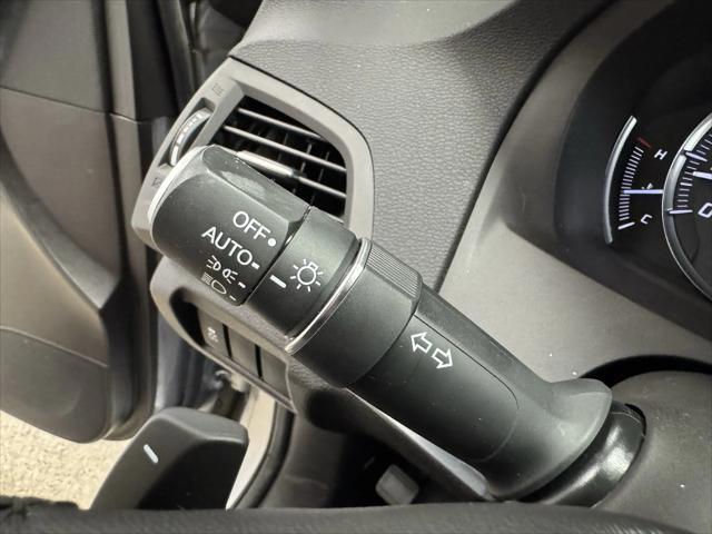 used 2016 Acura MDX car, priced at $17,444