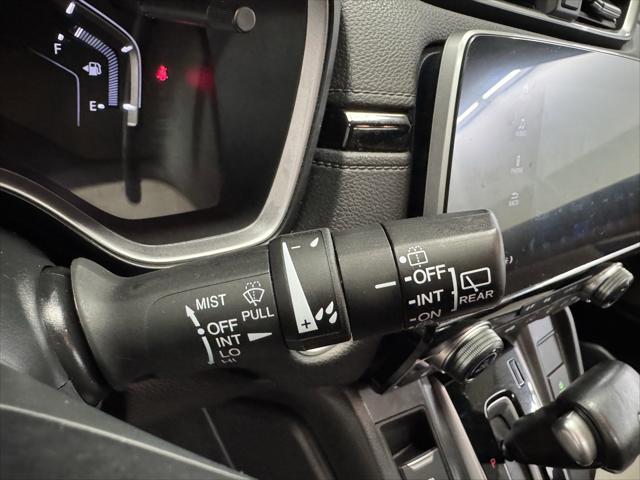 used 2017 Honda CR-V car, priced at $21,391