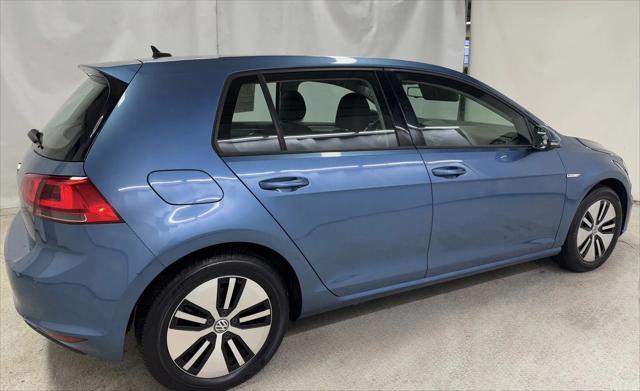 used 2015 Volkswagen e-Golf car, priced at $9,482