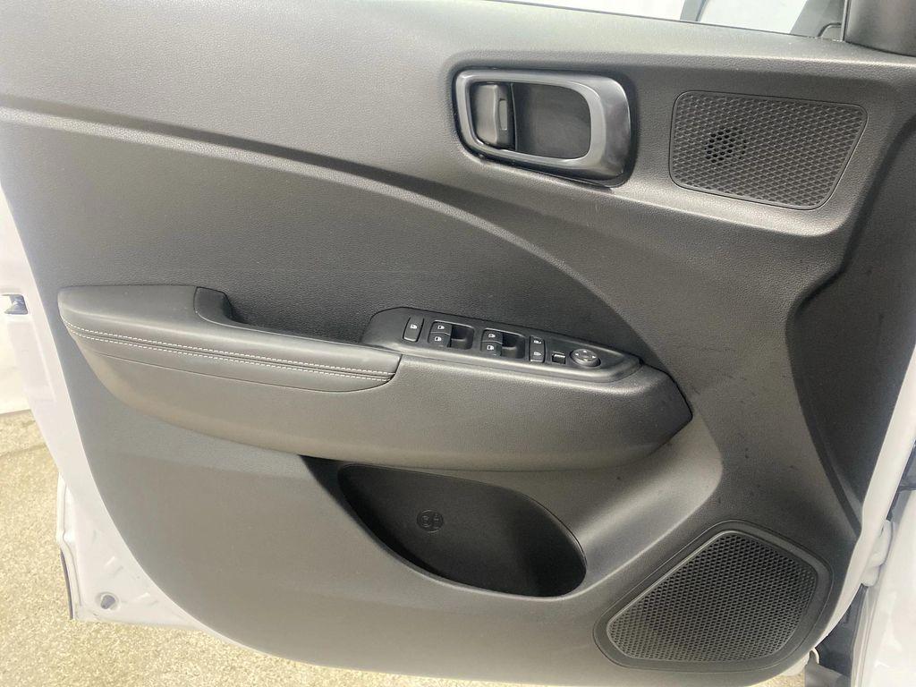 used 2024 Hyundai Venue car, priced at $21,651