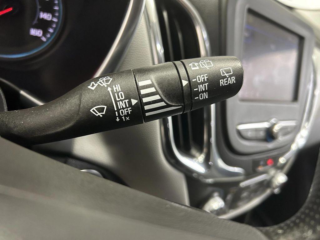 used 2022 Chevrolet Equinox car, priced at $19,582