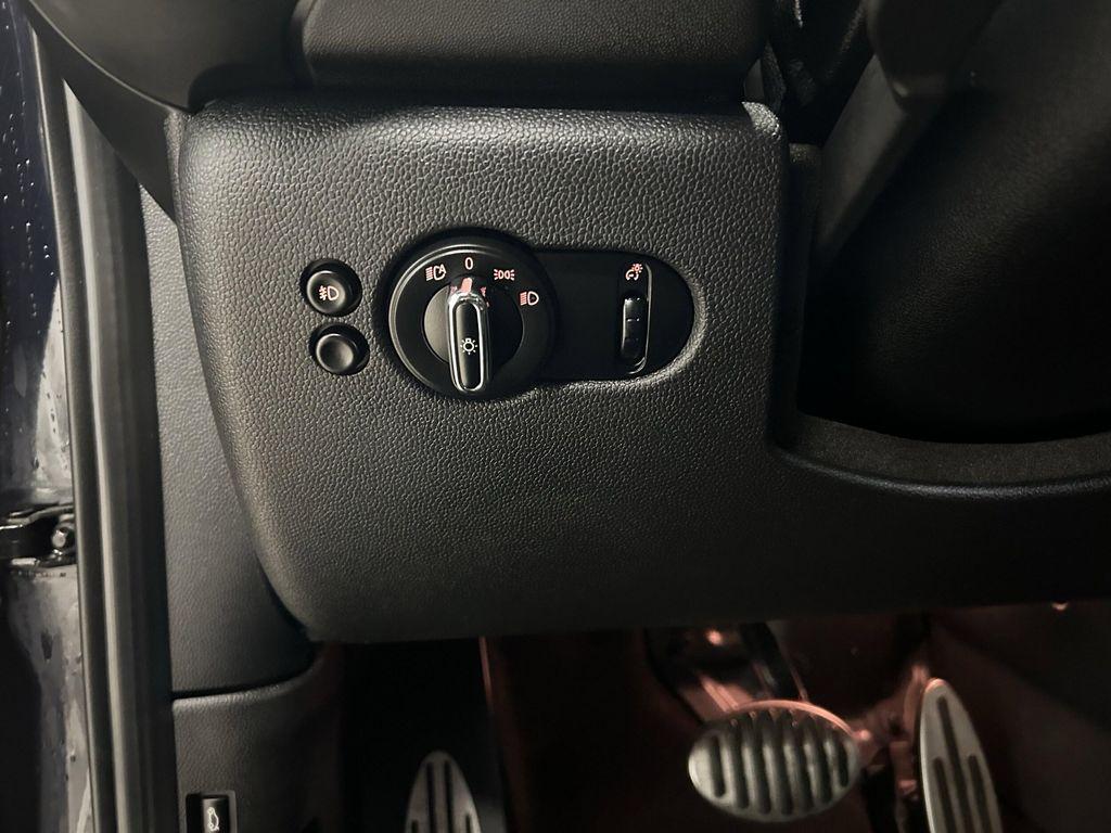 used 2020 MINI Hardtop car, priced at $19,491