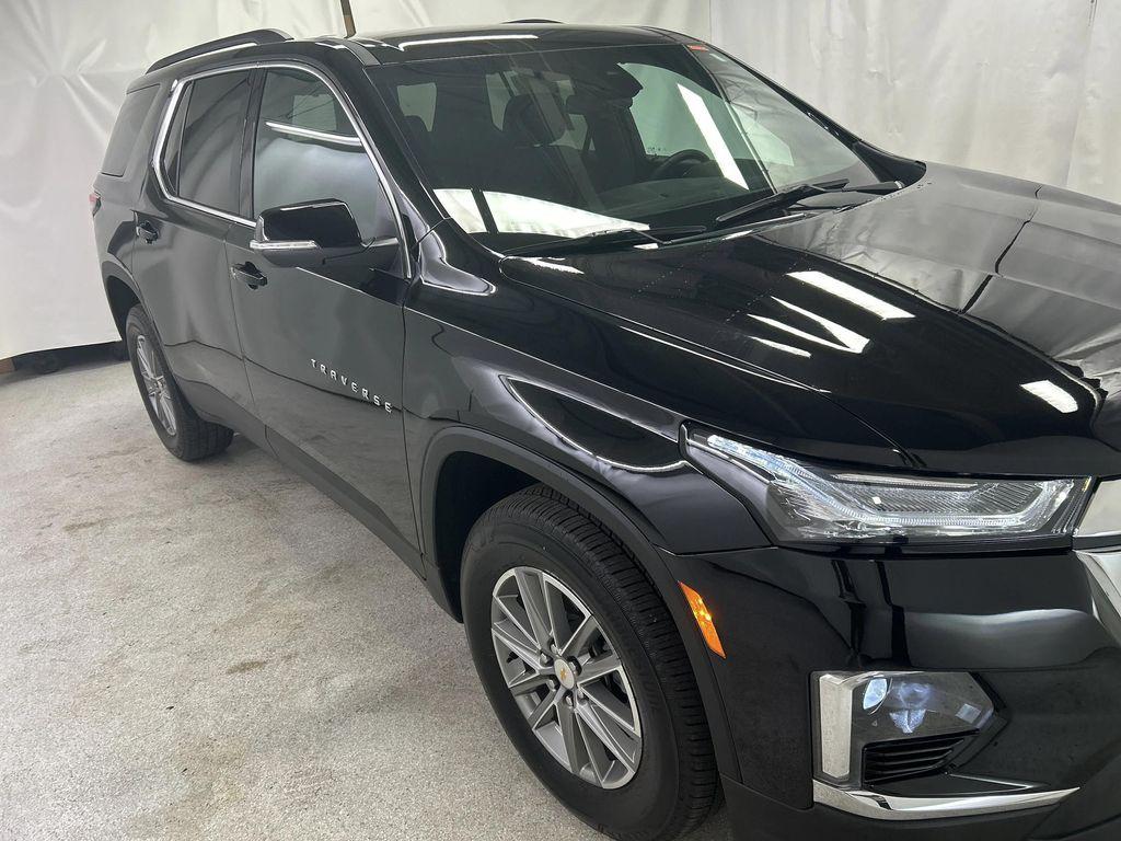 used 2023 Chevrolet Traverse car, priced at $32,973