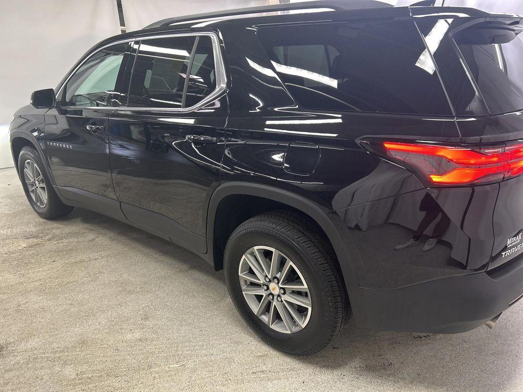 used 2023 Chevrolet Traverse car, priced at $32,973