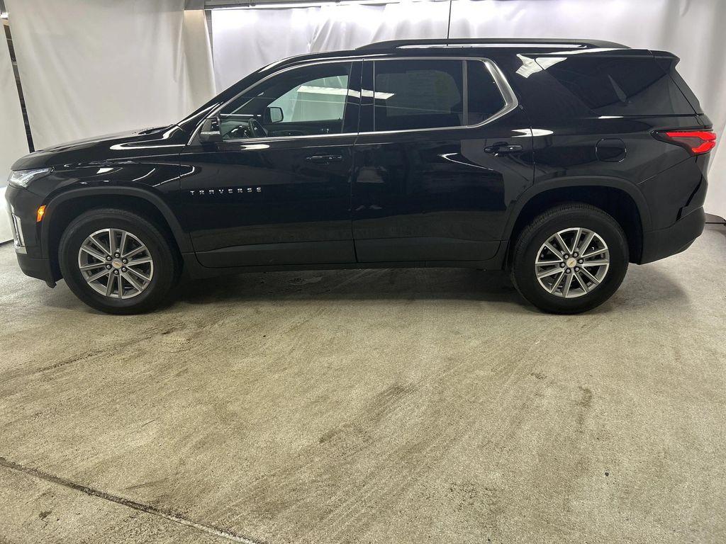 used 2023 Chevrolet Traverse car, priced at $32,973