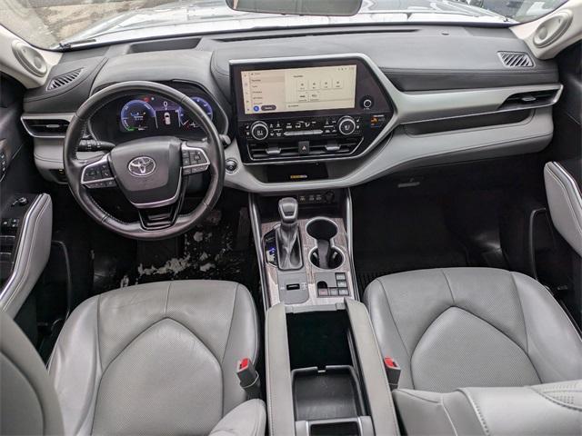 used 2023 Toyota Highlander Hybrid car, priced at $49,998