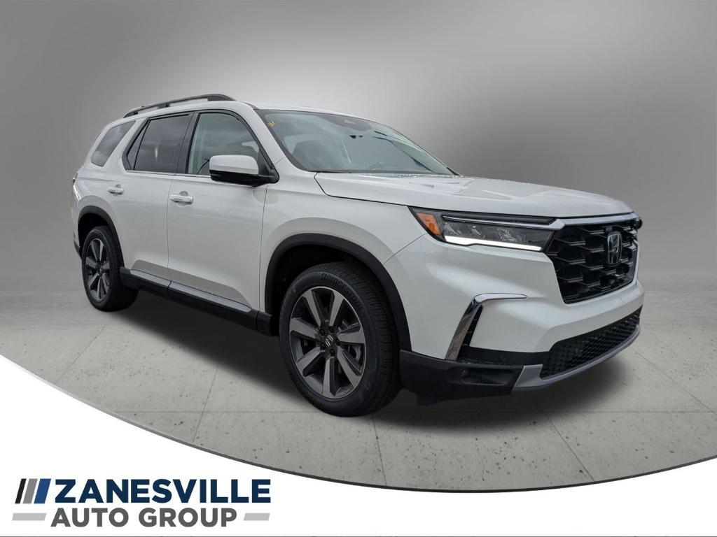 new 2025 Honda Pilot car, priced at $51,550