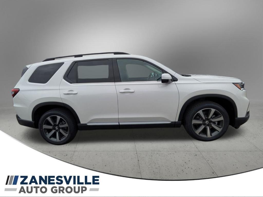 new 2025 Honda Pilot car, priced at $51,550