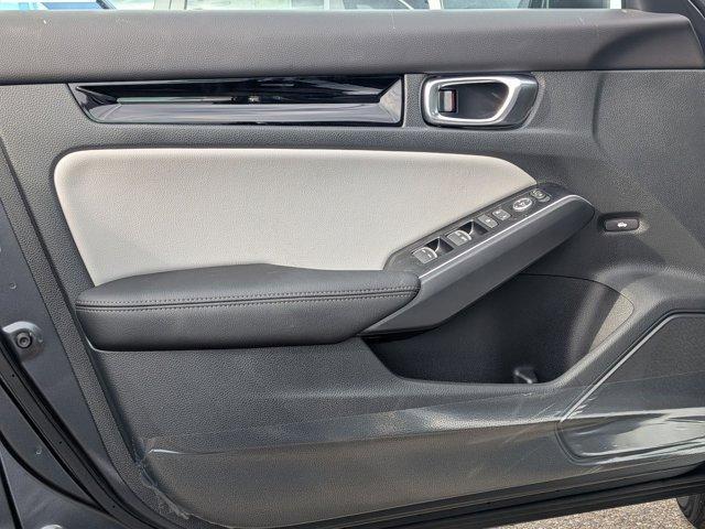 new 2026 Honda Civic Hybrid car, priced at $33,490