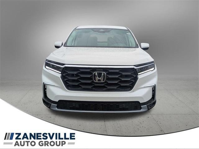 new 2025 Honda Pilot car, priced at $47,505