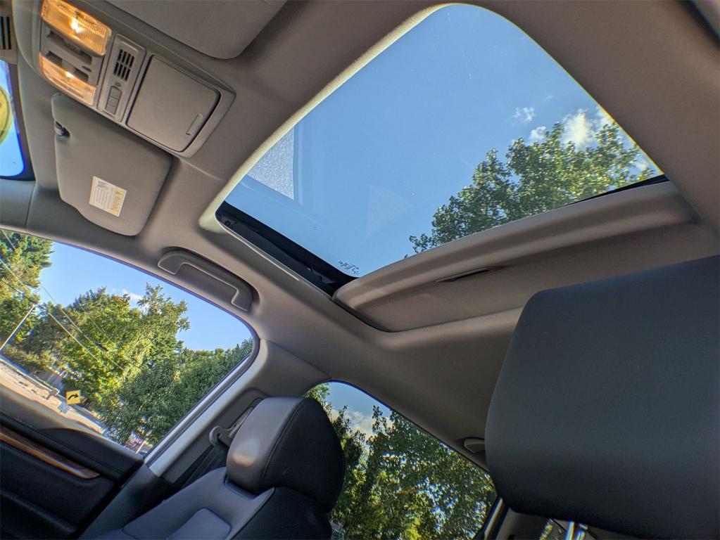 used 2022 Honda CR-V car, priced at $28,998