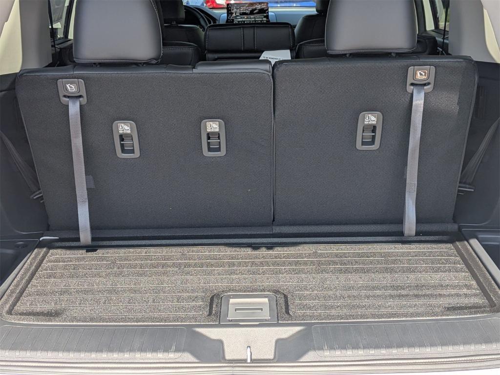 new 2025 Honda Pilot car, priced at $47,550