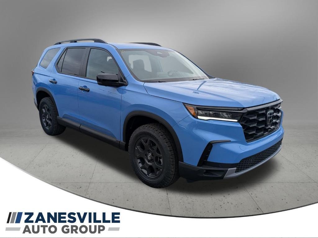 new 2025 Honda Pilot car, priced at $51,830