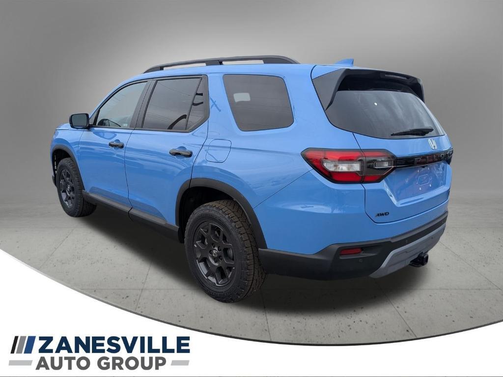 new 2025 Honda Pilot car, priced at $51,830