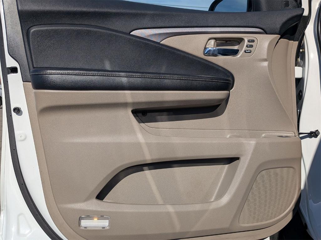 used 2022 Honda Ridgeline car, priced at $29,998