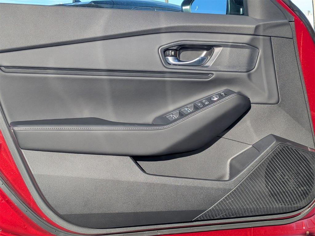 new 2025 Honda Accord Hybrid car, priced at $35,260