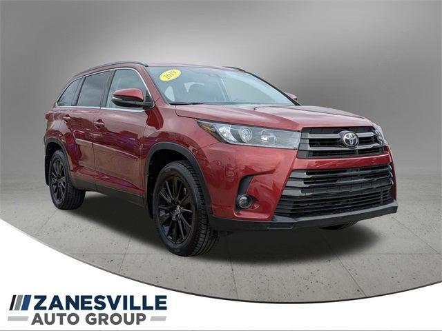 used 2019 Toyota Highlander car, priced at $29,998